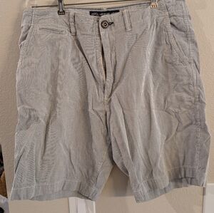 Men's Gray Striped Shorts